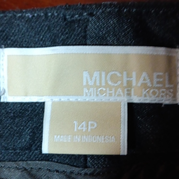 Micheal Kors casual pants - Picture 3 of 3